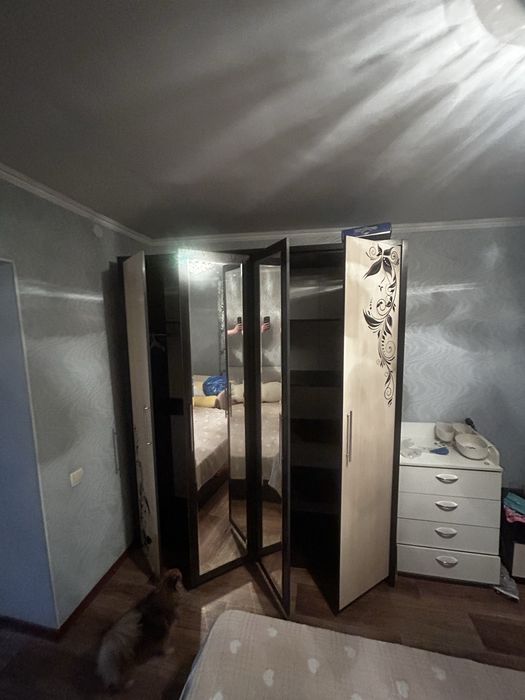 Платяной шкаф б/у
