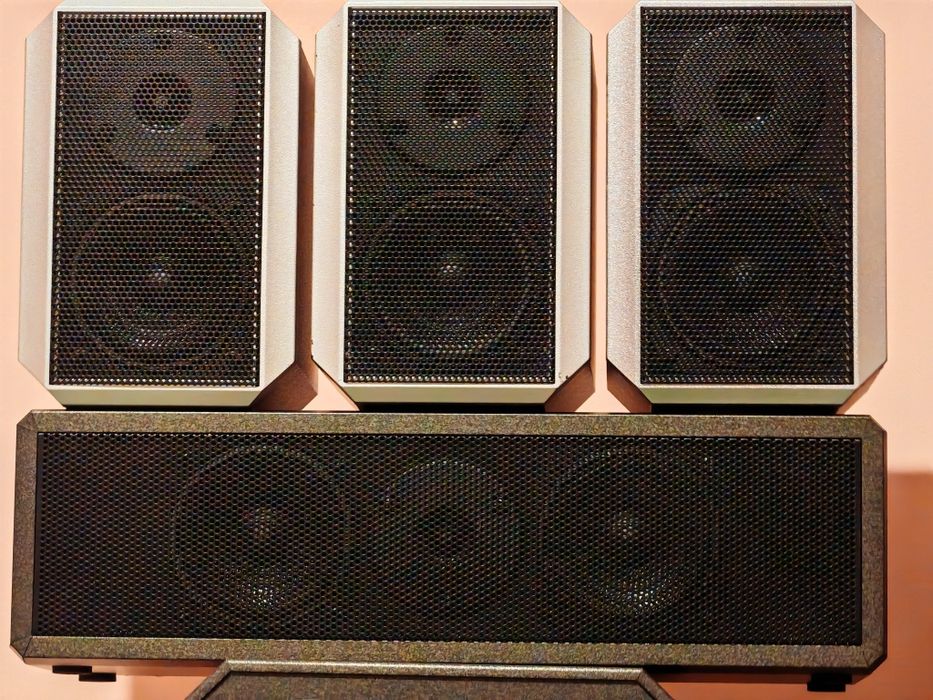 Universum VTC/MASTER VU-4085 Luxury Series. Vârf de gamă. Superb !