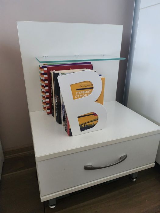 Нощни шкафчета 2 бр.