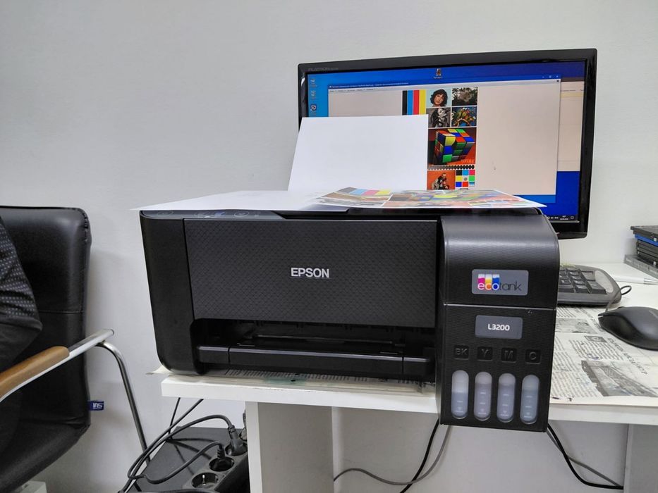 Цветной принтер Epson