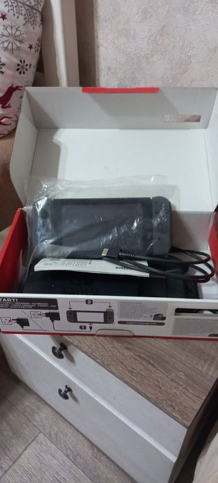 Продается Nintenda Switch в отличном состоянии