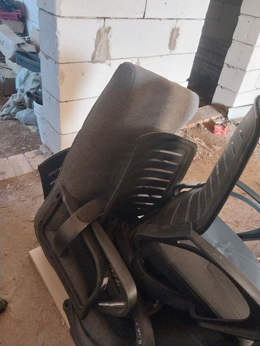 Продам стуля в хорошем состоянии