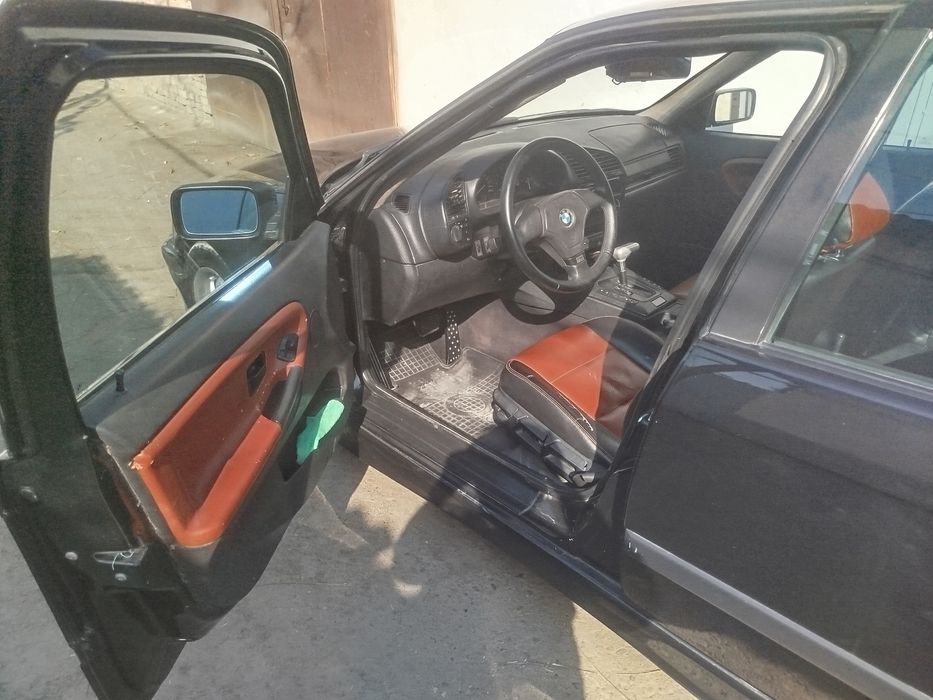 Продаётся BMW E36