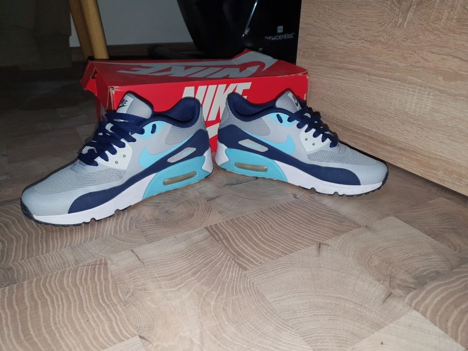 Adidasi Air max 90