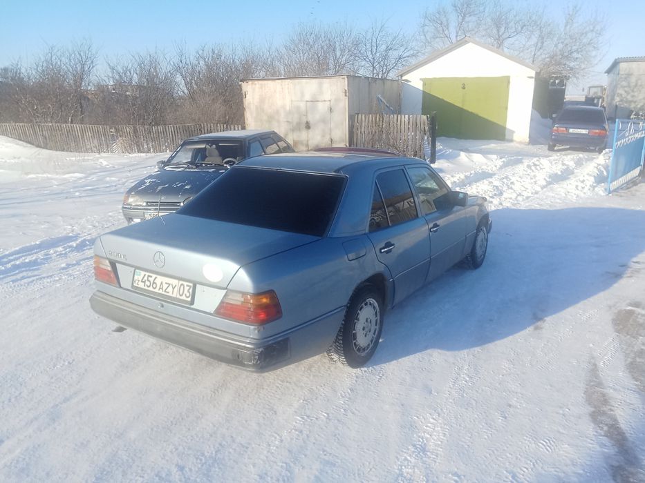 Мерседес 230 2.3 объём