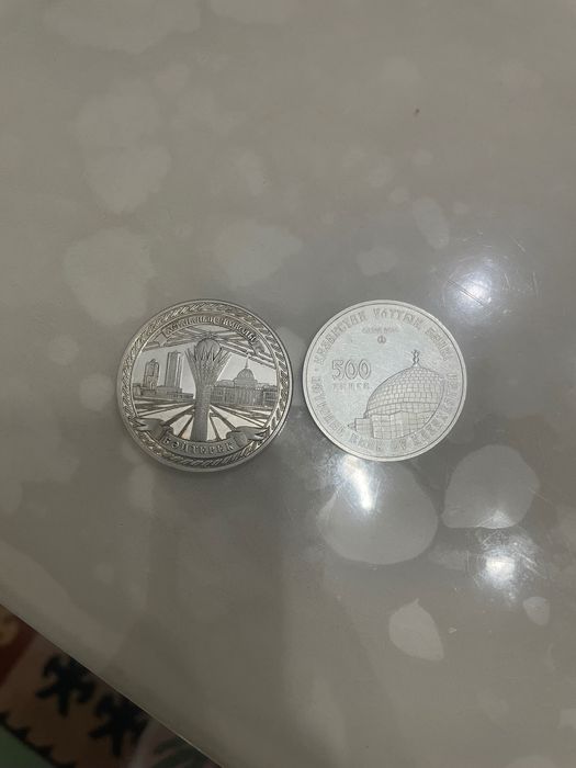 Продам серебренные манеты 925