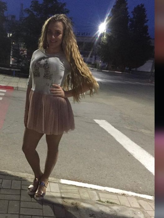 Рокля с дълъг ръкав