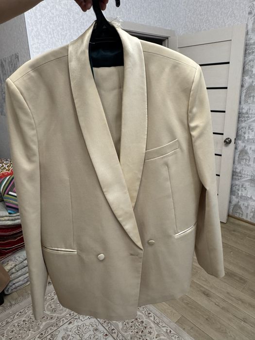 Костюм смокинг кастюм