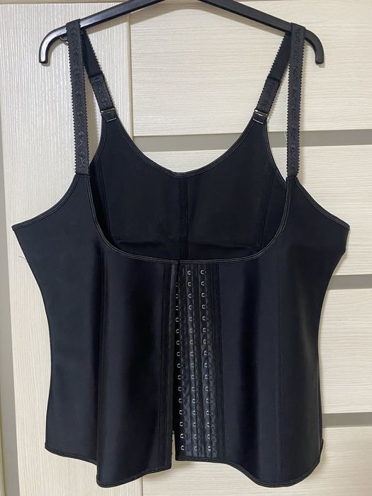 Продам утягивающий корсет