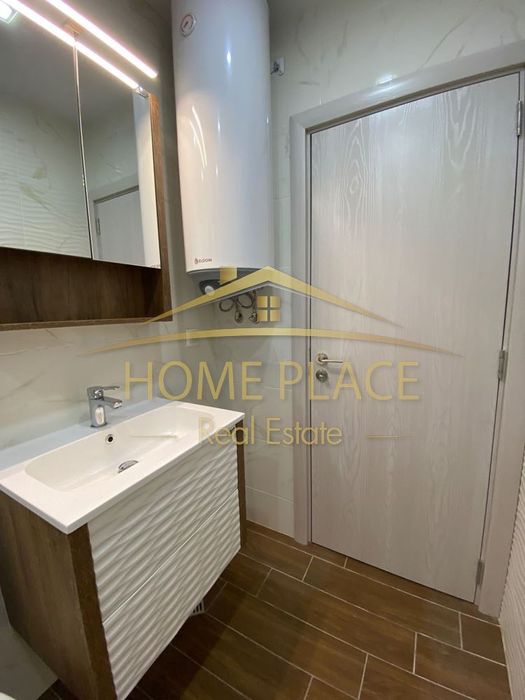 Дава се под наем Тристаен апартамент в Варна, Център - 90 кв.м за 816 € - Снимка #11