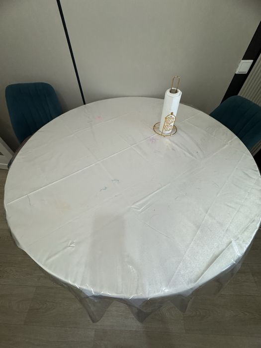 Стол сатылады жагдайы жаксы хабарласып сураныздар 1,30 раз