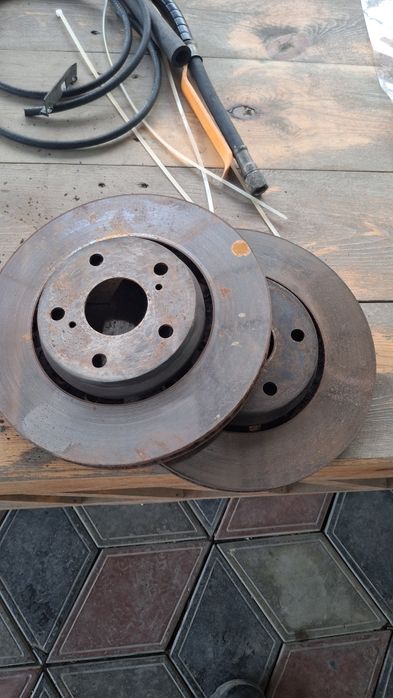 Тормозной диск на альфард б/у оригинал