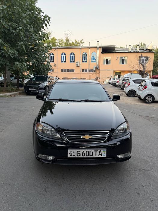 Gentra qora 2022 full pozitsiya , lyuk , abs