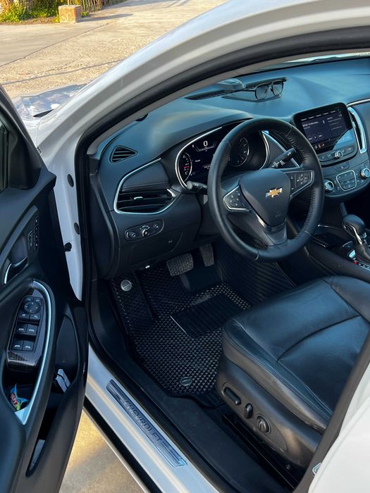 Chevrolet Malibu 2022 — 2