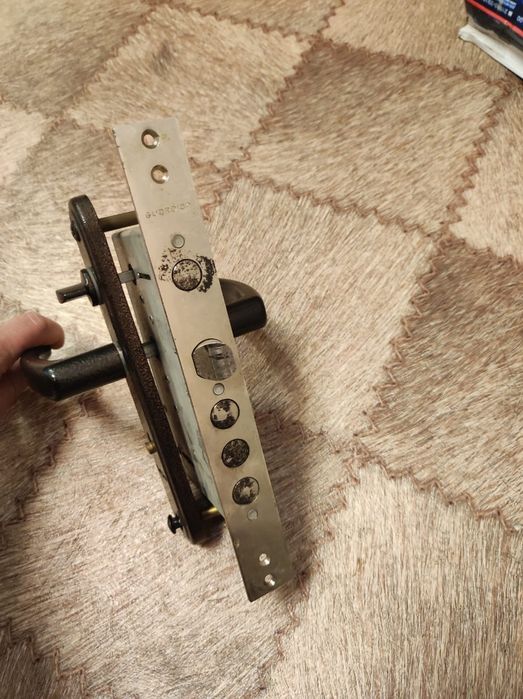 Продаю сувальдный замок