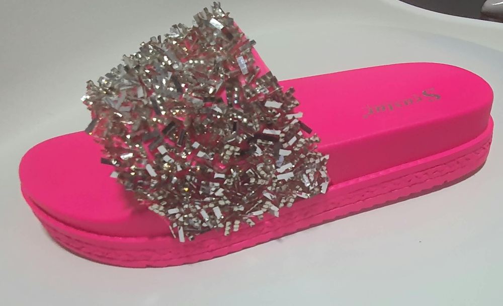 Slapi SEASTAR cu detalii Trendy & Extravagante