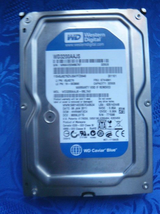 Vand 2 bucati de HardDisk-uri SATA de 500 GB