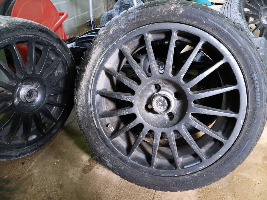 De vanzare Jante + cauciucuri4x100 7jx17 h2 205/45/Zr17   215/45/Zr17