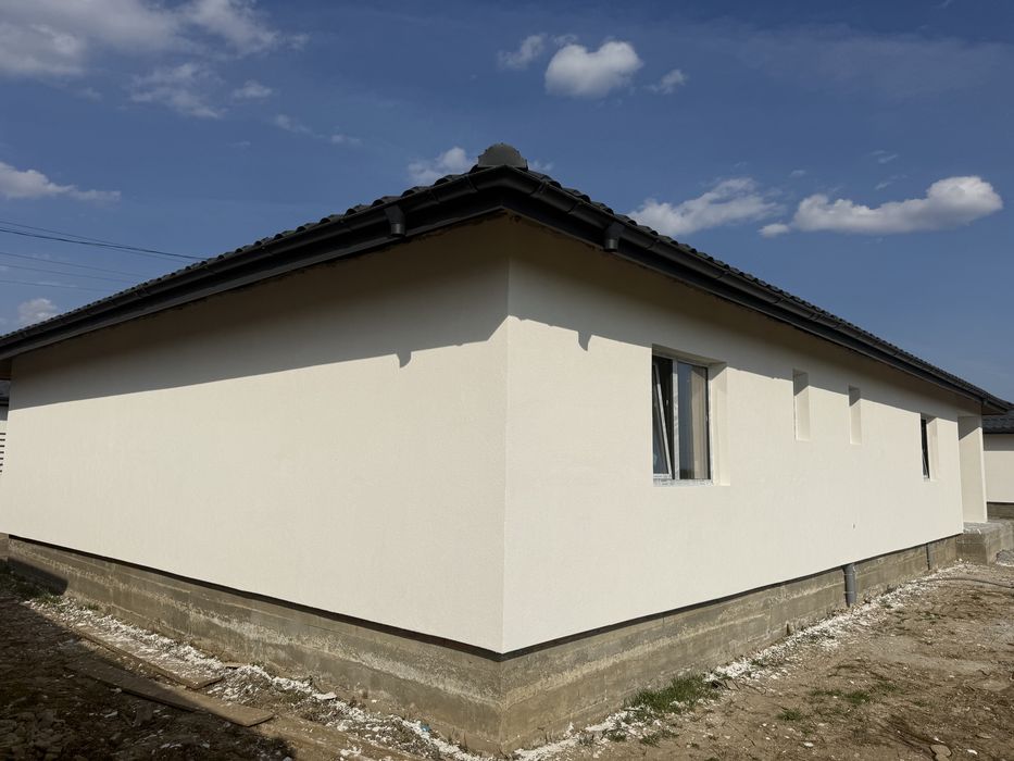 Vand casa parter dragomiresti-deal dragomiresti-vale