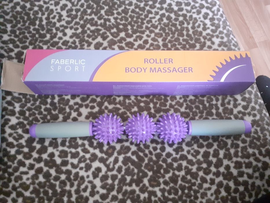Роликовый массажер для тела