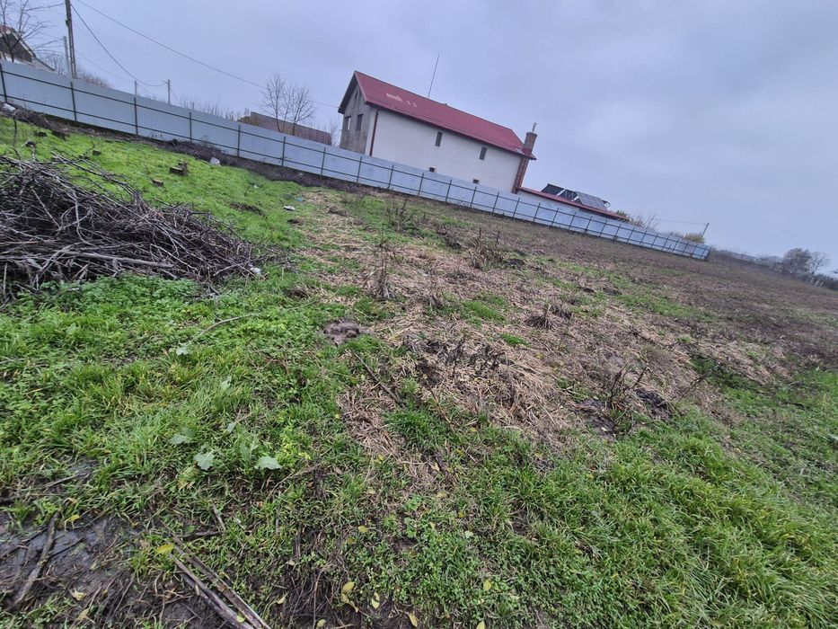 Loturi teren intravilan