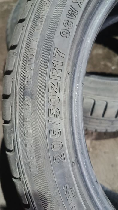 Пара шин 205/50/17 летние