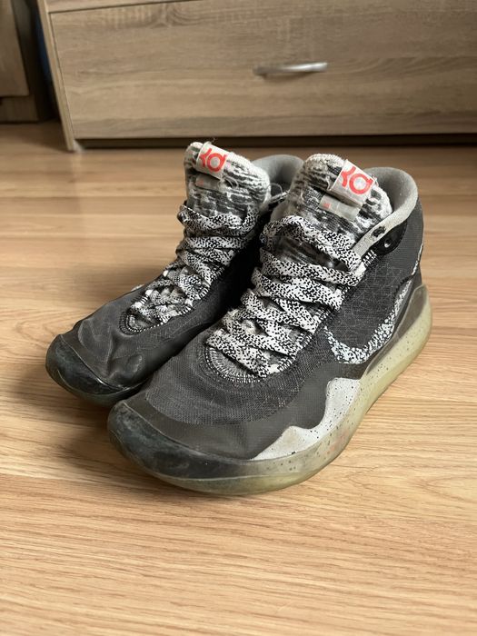 Обувки Nike за момче