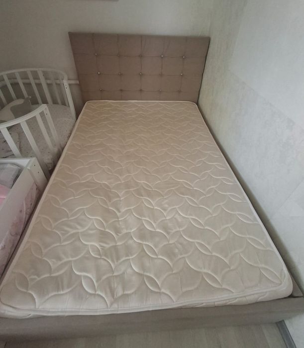 Кровать двухспальный