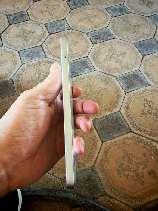 Продам Honor X8c 128gb в отличном состоянии