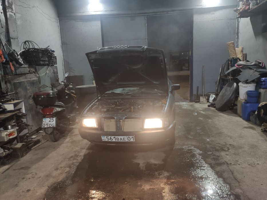 Продам Audi b4 1993