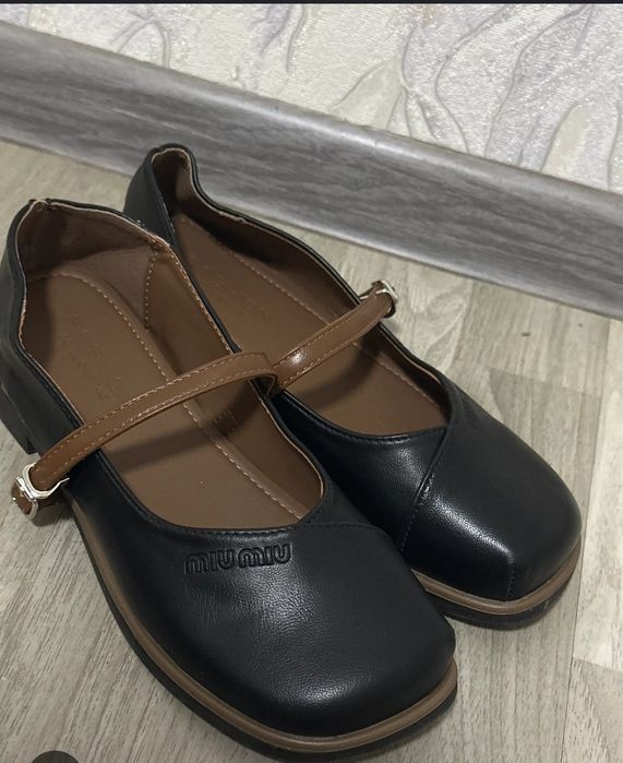 СРОЧНО! Продаю женские вещи