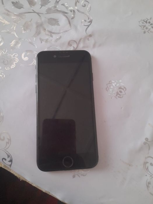 Айфон 7 сатылады срочно