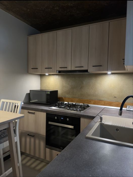 Inchiriez Apartament 2 Camere Decomandat | Langa Plaza Mall | Parter