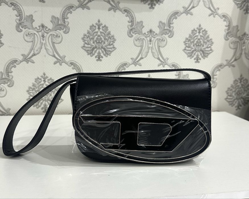 Женска стилна чанта