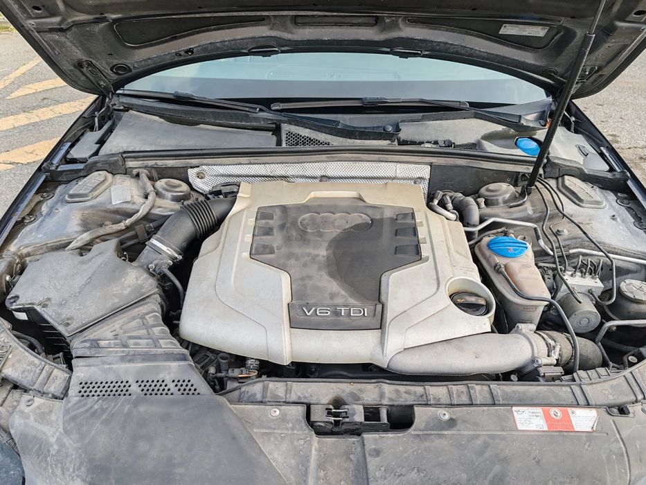 Vand Audi a4  2.7 diesel automat foarte bine întreținută!