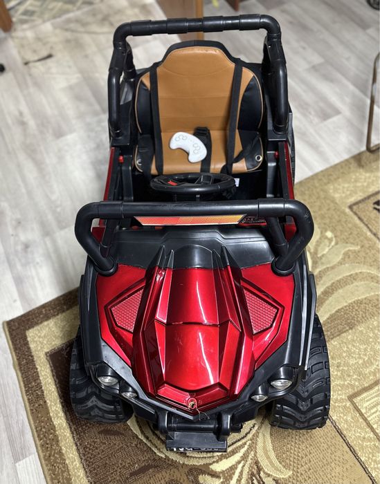 Детская машина напульту электро кар