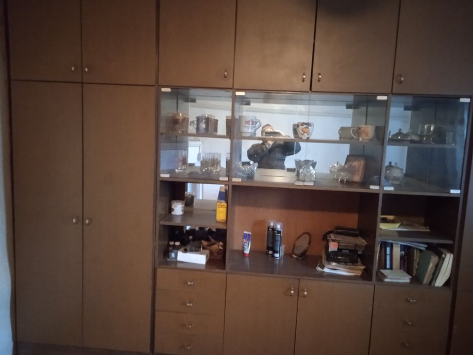 Продам стенку и обеденную зону