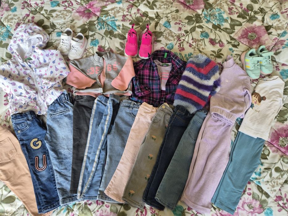 Дрехи за момиче 24м. GUESS, MAYORAL, BENETTON, HM
