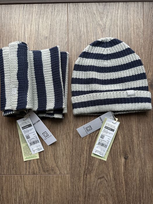 Детска зимна шапка и шал Benetton
