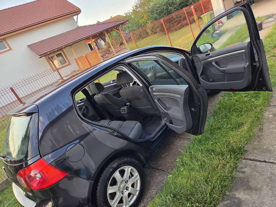 Vand golf 5.   1.9 TDI   90cp