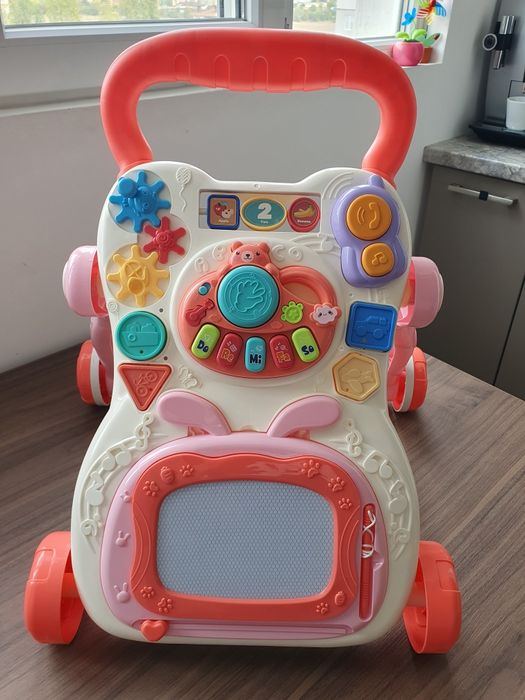 Уокър-проходилка за бутане