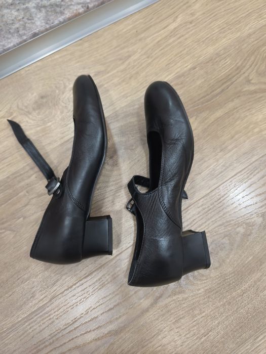 Скрапини от естествена кожа