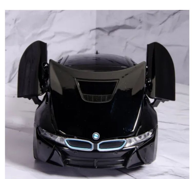 Модель продам BMWi8