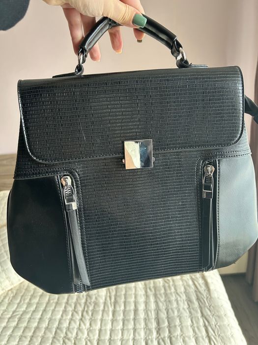 Бизнес раница тип куфарче