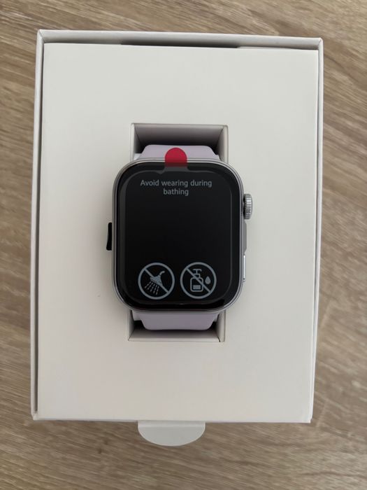 Смарт часовник HUAWEI WATCH FIT 4