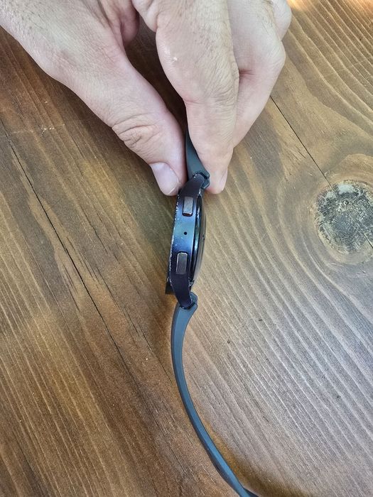 Продавам Samsung watch 6