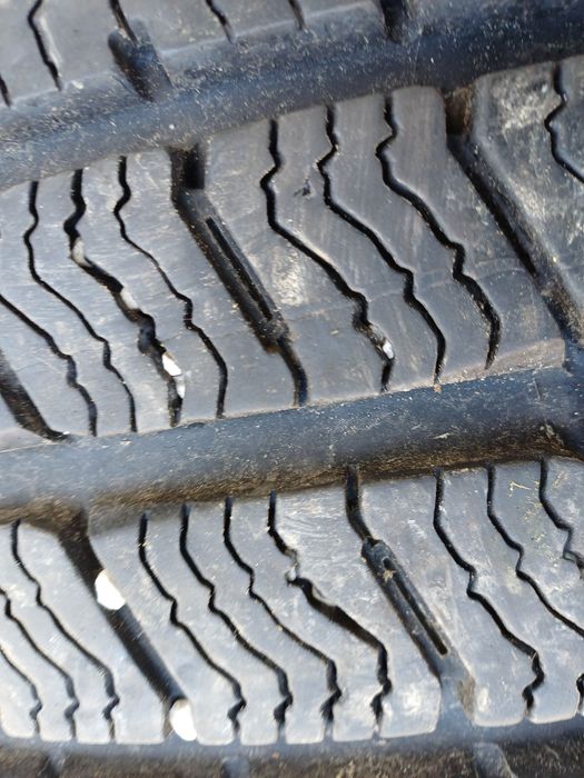 Гуми 205/65/16С  Барум