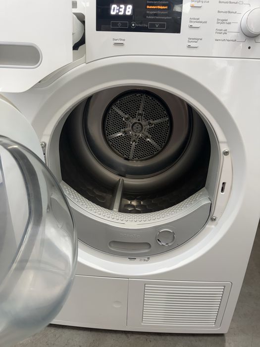Сушилня Miele T1 Термопомпа 8кг А++