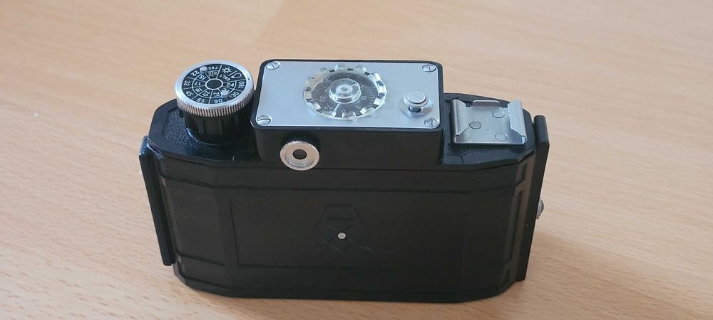 Ретро фотоапарат смяна 2