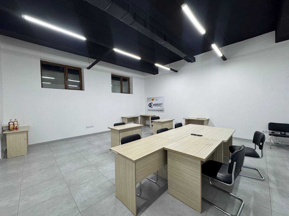 Цоколь 447 м.2 под офис, чат садик, школа, учебный центр, спорт зал